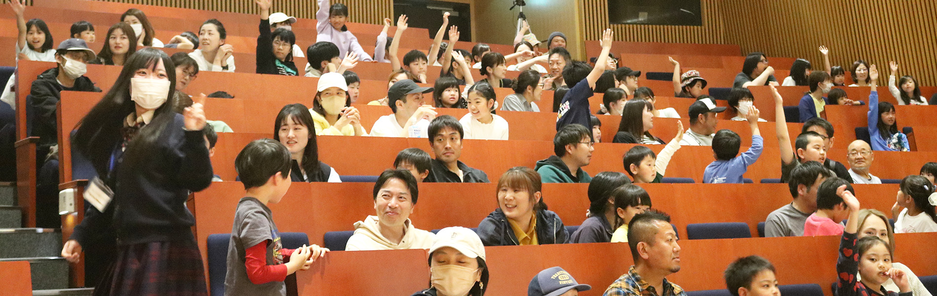 ボランティアスタッフの集合写真3